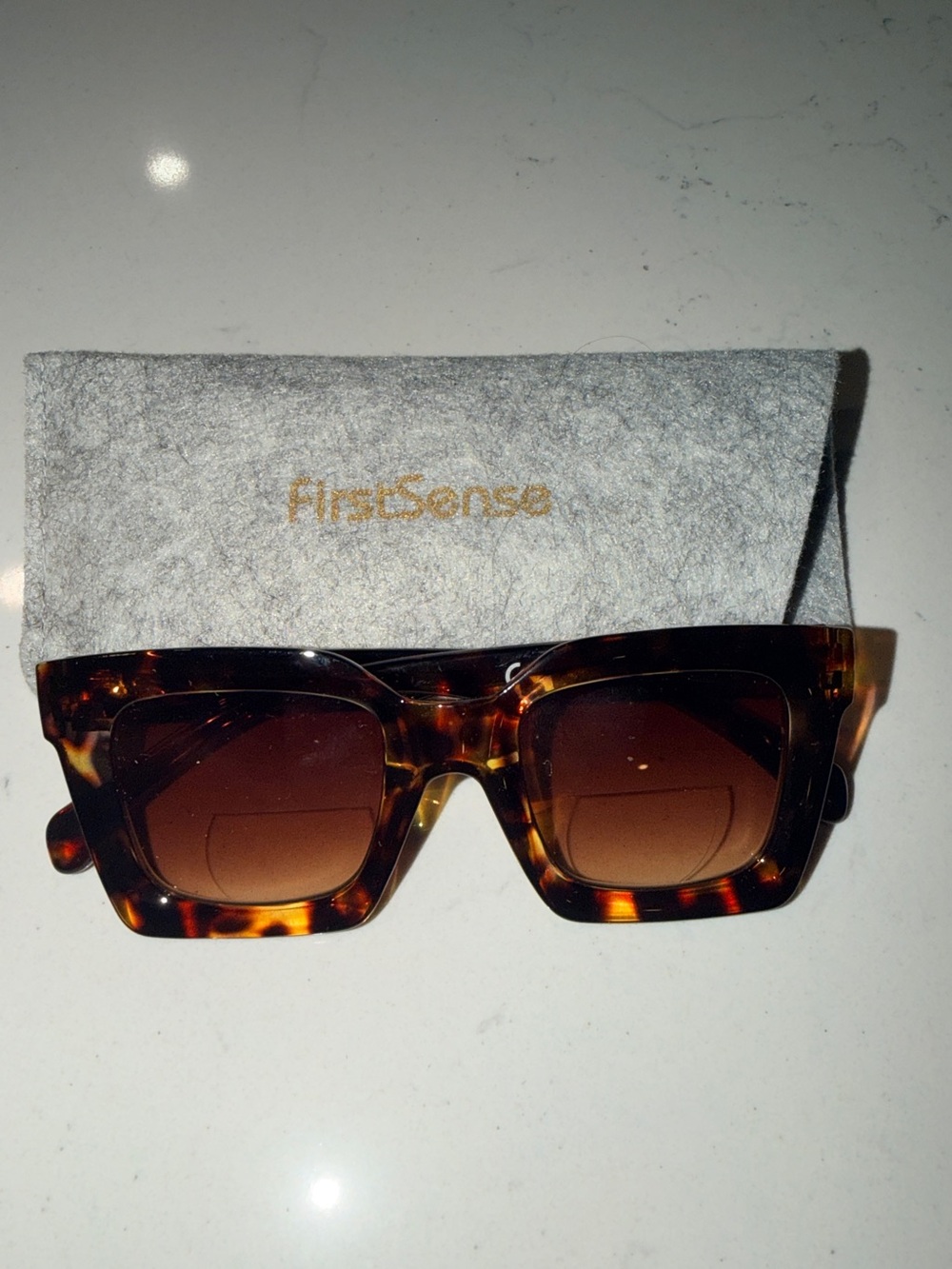 Woman's Tortoiseshell Fashion Bifocal Reading Sunglasses UV400 +1.5, Brown, OS - Picture 6 of 7
